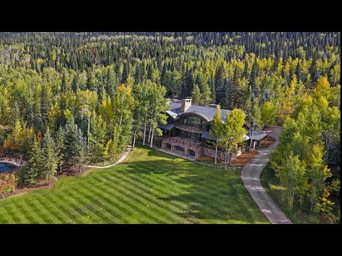 Billionaires Procuring Huge Homes on Ranches